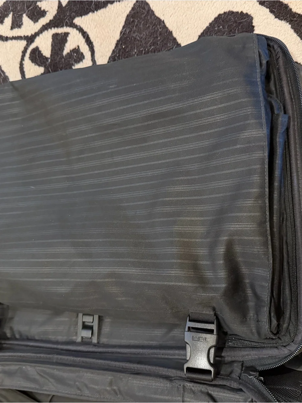 Tumi Alpha 22016DH (Black)
